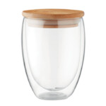 Doppelwandiges Borosilikatglas mit Bambusdeckel und Silikonring. Fassungsvermögen 350ml. Bambus ist ein Naturprodukt und weist leichte Abweichungen in Farbe