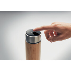 Doppelwandige Isolierflasche aus Edelstahl/Bambus mit integriertem Tee-Ei. LED-Touch-Thermometer im Deckel. 1 CR 2450 Batterie enthalten. Fassungsvermögen: 480 ml. Ohne Leckage.-Holz-8719941054448-6
