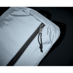 Rucksack mit einer Vorderseite aus hochreflektierendem Polyester