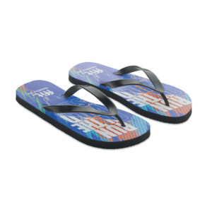 Sublimations-Flip-Flops mit PVC-Riemen. Gummisohle und Polyestergewebe oben. L-Größen 42-44. Der Artikel kann nur in gedruckter Form bestellt werden.-Schwarz-8719941050952-5