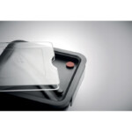 Lunchbox aus PP mit 2 Fächern. Inklusive PP-Besteckset im Deckel. Fassungsvermögen:: 600 ml.-Schwarz-8719941053687-6