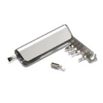 Werkzeugsatz mit 6 auswechselbaren Schraubendrehern und 1 LED-Taschenlampe. Aus ABS mit Metall-Finish. 3 Knopfbatterien enthalten.-Klares Grau-8719941008168