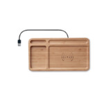 Aufbewahrungsbox aus Bambus mit kabellosem Ladegerät. Inklusive 80 cm langem USB-Ladekabel. Ausgang DC5V/1A (5W). Kompatibel mit allen QI-fähigen Geräten wie den neuesten Androids