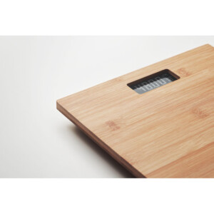 Digitale Personenwaage aus Bambus. Inklusive Innentemperaturanzeige in ºC. 2 AAA-Batterien nicht im Lieferumfang enthalten. Maximal 180 kg.-Holz-8719941054707-6