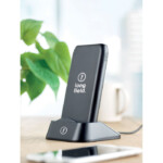 die auch als Stützfunktion genutzt werden kann. Ausgang 2 mal USB-A DC5V/2A.-Schwarz-8719941044562-2