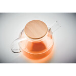 Teekanne aus Borosilikatglas mit Edelstahlsieb und Bambusdeckel. Fassungsvermögen 850ml. Bambus ist ein Naturprodukt