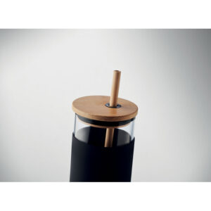 Gobelet en verre borosilicate avec manchon de protection en silicone et avec couvercle et paille en bambou. Capacité : 450ml. Comme il s'agit d'une simple paroi