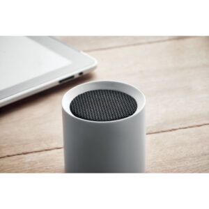 Haut-parleur sans fil en ABS 5.0 recyclé avec indication lumineuse par LED. 1 batterie rechargeable Li-ion 300 mAh incluse. Données de sortie : 3W