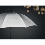 Parapluie 23" tempête ouverture manuelle en polyester hautement réfléchissant avec mât et baleines en fibre de verre. Embouts en plastique noir. Poignée caoutchoutée noire.-Argent mat-8719941050365-5