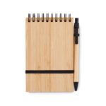 Bloc-notes A6 en bambou avec 70 feuilles de papier recyclé lignées. Comprend un stylo à  bille recyclé assorti avec pointe et clip en PLA. Encre bleue.-Noir-8719941057302-2