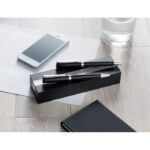 Set d'écriture présenté en coffret cadeau. Stylo à  bille twist et roller. Encre bleue.-Noir-8719941009608-4